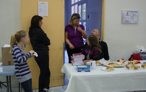 PRESENCE DE THIERRY (TRESORIER) CAROLE (SECRETAIRE) VERO (ENTRAINEUR)