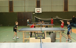 Lucas GILBERT contre une équipe de Manosque